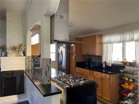 Kitchen - 26920 14th, Highland, CA 92346 photo 4 of 9