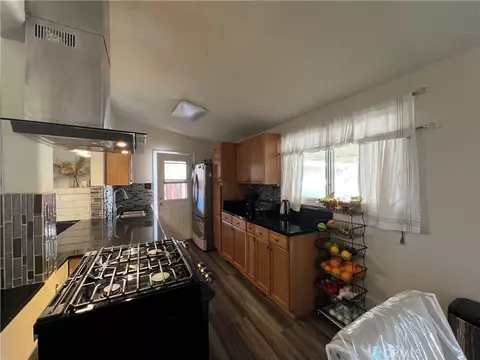Kitchen - 26920 14th, Highland, CA 92346 photo 8 of 9