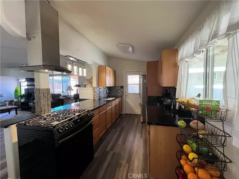 Kitchen - 26920 14th, Highland, CA 92346 photo 3 of 9