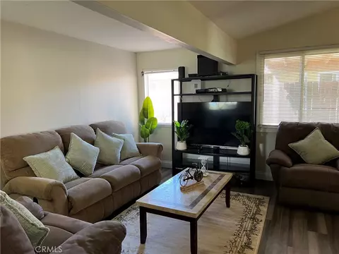 Living - 26920 14th, Highland, CA 92346 photo 3 of 14