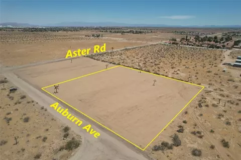 26 Auburn Ave, Adelanto, CA 92301