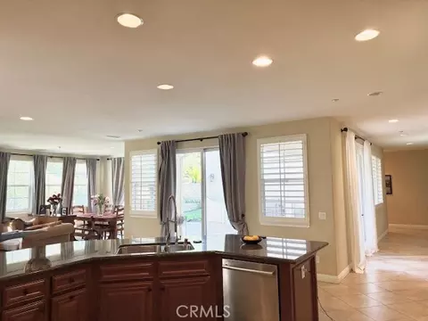 Kitchen - 3374 Crosspointe Ct, Simi Valley, CA 93065 photo 3 of 3
