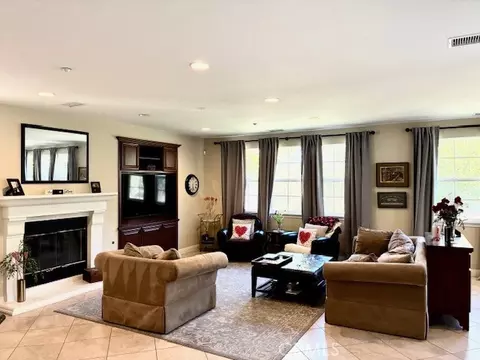 3374 Crosspointe Ct, Simi Valley, CA 93065 photo 8
