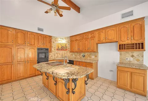 Kitchen - 9828 Flying Mane, Rancho Cucamonga, CA 91737 photo 3 of 11