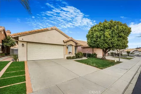 1308 Pleasant Vly, Banning, CA 92220