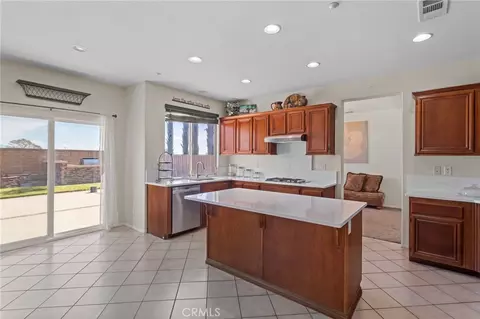 Kitchen - 7219 Westhaven, Rancho Cucamonga, CA 91739 photo 1 of 4
