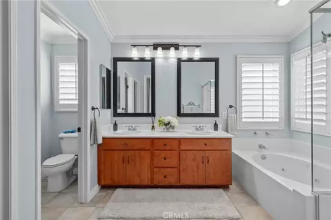 Bath - 14178 Montclair Ct, Rancho Cucamonga, CA 91739 photo 2 of 4