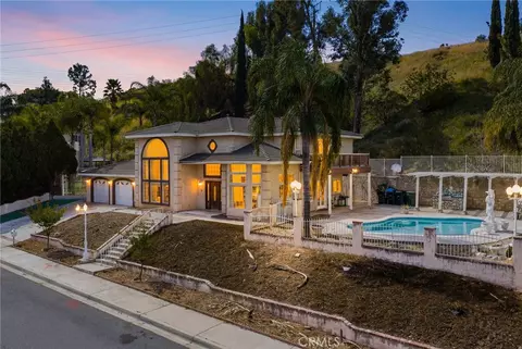 1677 Laurelwood Ave, Colton, CA 92324