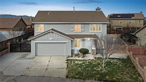 12620 Meadow St, Victorville, CA 92395