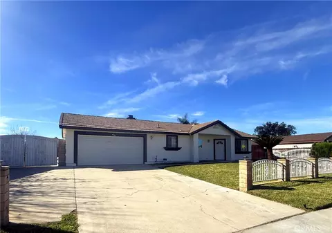 807 Etiwanda Ave, Rialto, CA 92376