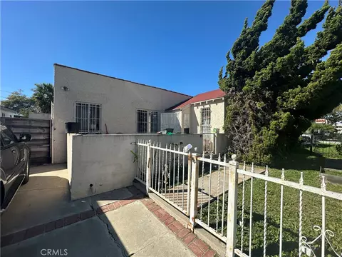 8725 S Denker, Los Angeles, CA 90047