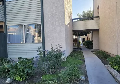 2255 Cahuilla #55, Colton, CA 92324 photo 6