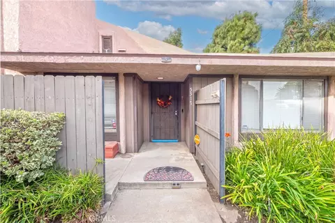 5317 N Barranca, Covina, CA 91722