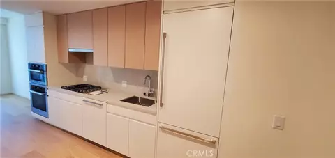 877 Francisco #2203, Los Angeles, CA 90017