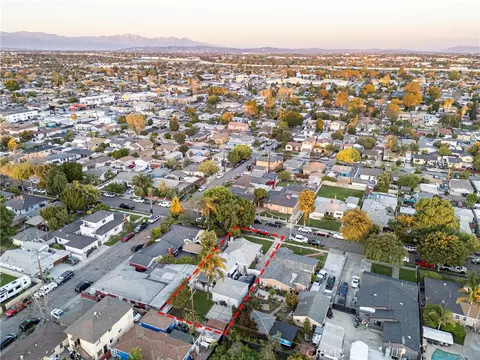 View/Area - 307 S Locust Ave, Compton, CA 90221 photo 6 of 8