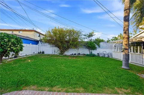 Exterior - 307 S Locust Ave, Compton, CA 90221 photo 7 of 8