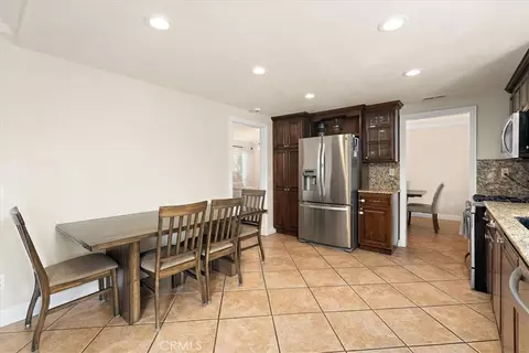 Kitchen - 1027 Eclipse, Ontario, CA 91762 photo 4 of 5