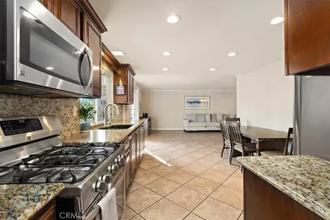 Kitchen - 1027 Eclipse, Ontario, CA 91762 photo 5 of 5