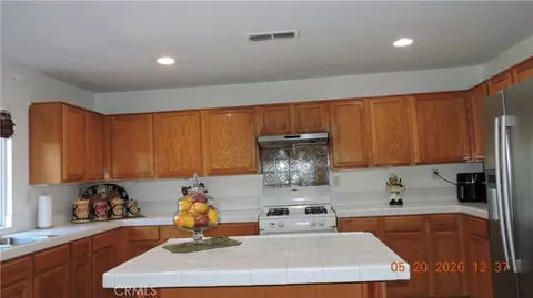 Kitchen - 1855 Old Baldy, Upland, CA 91784 photo 2 of 3
