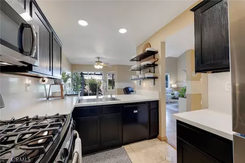 Kitchen - 1553 Corte Santana, Upland, CA 91786 photo 4 of 5