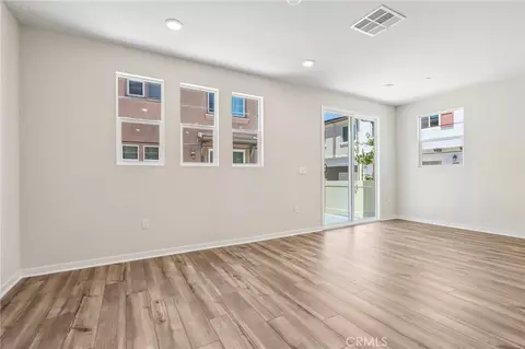9187 Waverly Ln, Riverside, CA 92503 photo 6