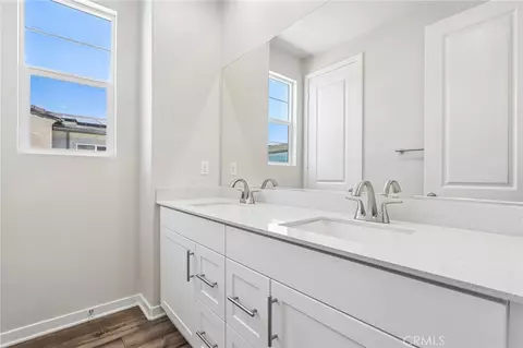 9187 Waverly Ln, Riverside, CA 92503 photo 18