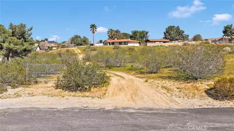 31120511 Oneida Ct, Apple Valley, CA 92307