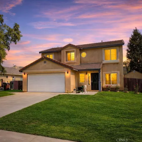1650 Ravenswood Rd, Beaumont, CA 92223