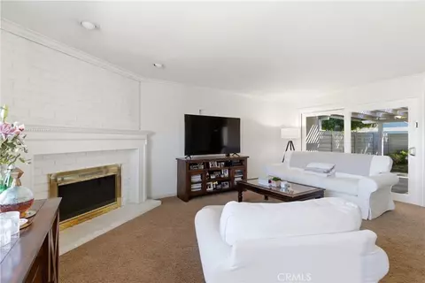 Living - 1562 E Citrus, Redlands, CA 92374 photo 2 of 2