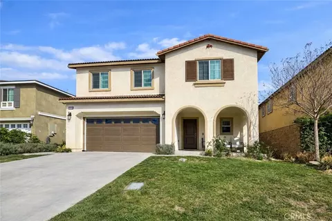 6971 Sagebrush Way, Fontana, CA 92336