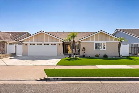 8762 St Andrews Ave, Westminster, CA 92683