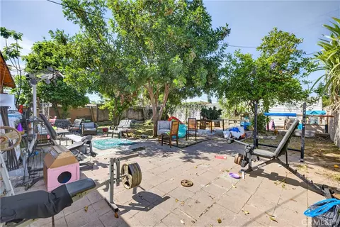 Exterior - 705 S Thorson Ave, Compton, CA 90221 photo 2 of 5