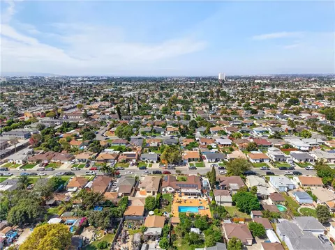 View/Area - 705 S Thorson Ave, Compton, CA 90221 photo 2 of 6