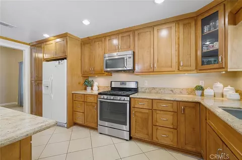 Kitchen - 1193 W 13th St, Upland, CA 91786 photo 3 of 7