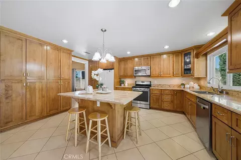Kitchen - 1193 W 13th St, Upland, CA 91786 photo 6 of 7
