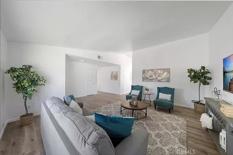 Living - 917 Renee, Redlands, CA 92374 photo 4 of 5