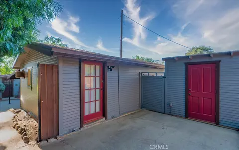 Exterior - 11064 Plainview, Tujunga, CA 91042 photo 7 of 15