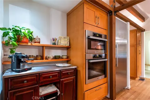 Kitchen - 11064 Plainview, Tujunga, CA 91042 photo 3 of 4