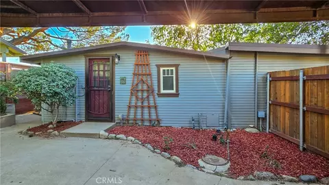 Exterior - 11064 Plainview, Tujunga, CA 91042 photo 4 of 15
