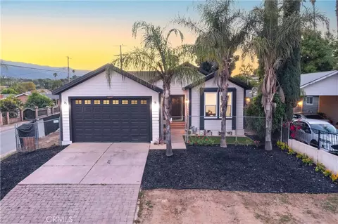 19241 Envoy Ave, Corona, CA 92881