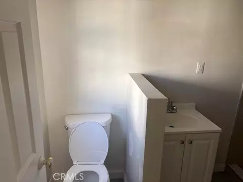 Bath - 451 W Yermo, Yermo, CA 92398 photo 3 of 3