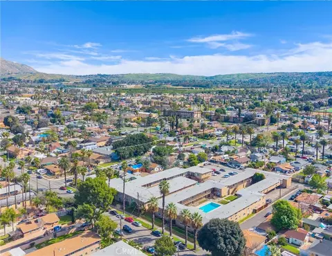 2032 W Linden, Riverside, CA 92507