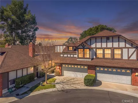 950 S Rim Crst, Anaheim, CA 92807