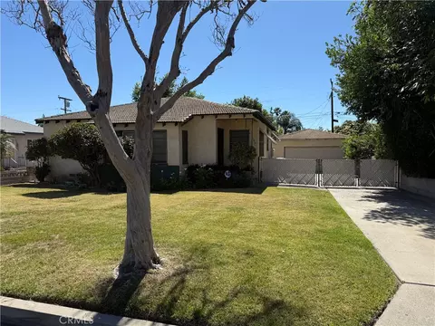 393 Country Clb, San Bernardino, CA 92404