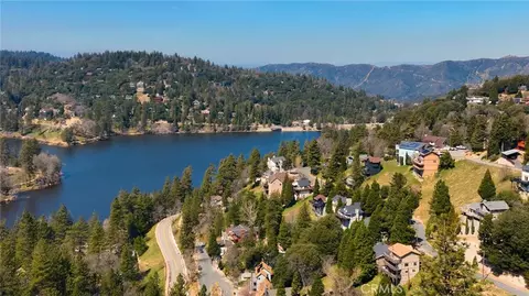 View/Area - 24833 Matterhorn Ct, Crestline, CA 92325 photo 2 of 2