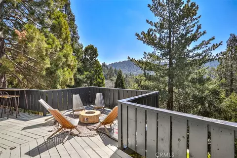 Exterior - 24833 Matterhorn Ct, Crestline, CA 92325 photo 8 of 9