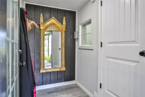 Entry Way - 24833 Matterhorn Ct, Crestline, CA 92325 photo 5 of 5
