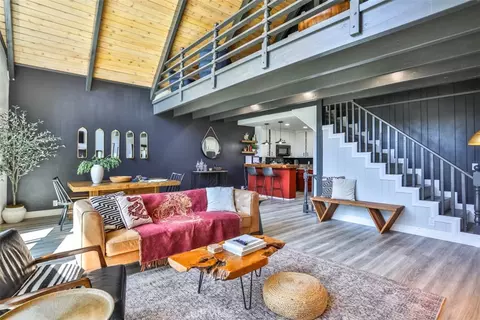 Living - 24833 Matterhorn Ct, Crestline, CA 92325 photo 5 of 5