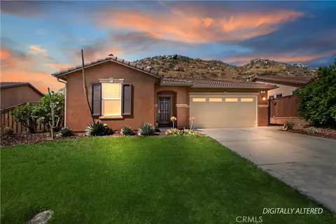 852 Yukon, San Jacinto, CA 92582