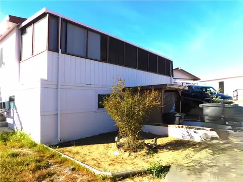 27627 Comstock Ave, Johannesburg, CA 93528